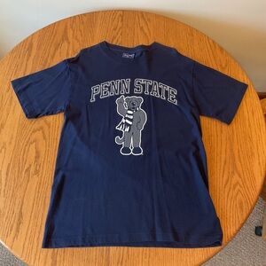 Penn State Nittany Lions T-Shirt, Navy Blue, Size Medium.